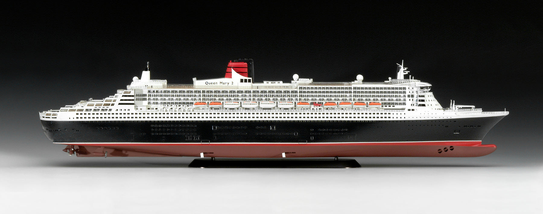 1/400 Queen Mary 2