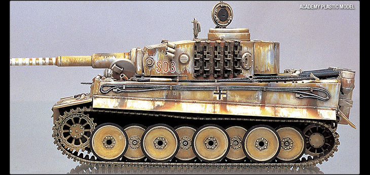 1/35 Tiger-I WWII Tank "Early-Exterior Model"