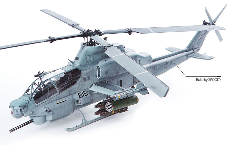 1/35 USMC AH-1Z "Shark Mouth" [Limited Edition] - immagine 12