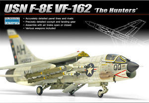 1/72 USN F-8E VF-162 "The Hunters"
