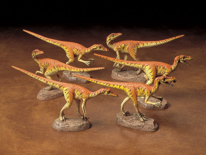 1/35 Velociraptors Diorama Set