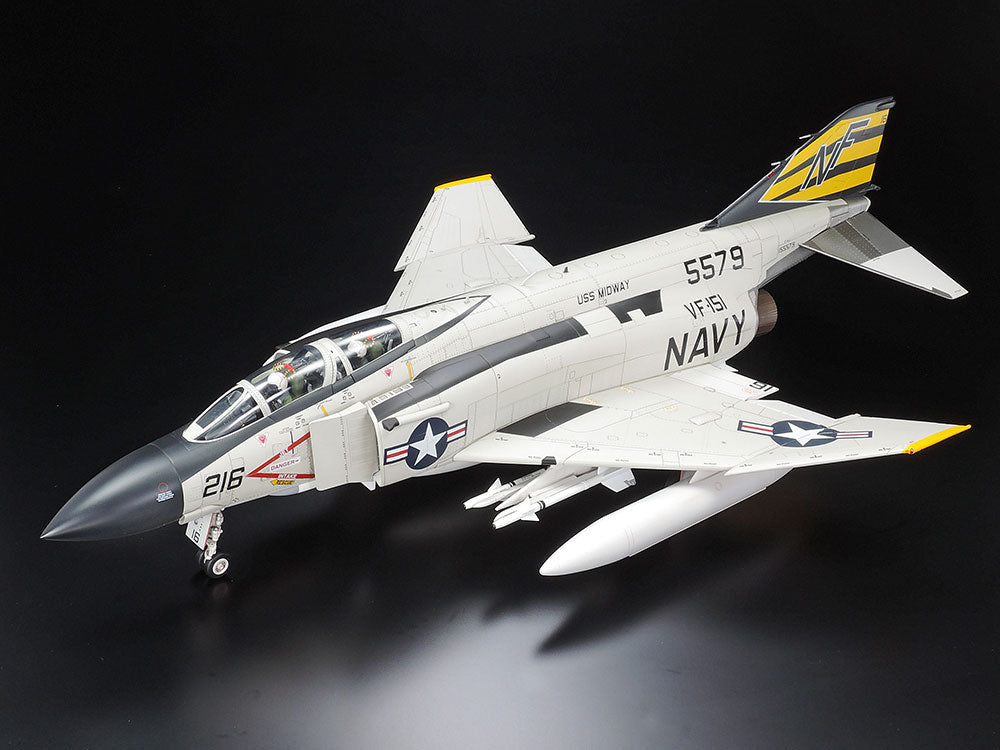 1/32 McDonnel Douglas F-4J Phantom