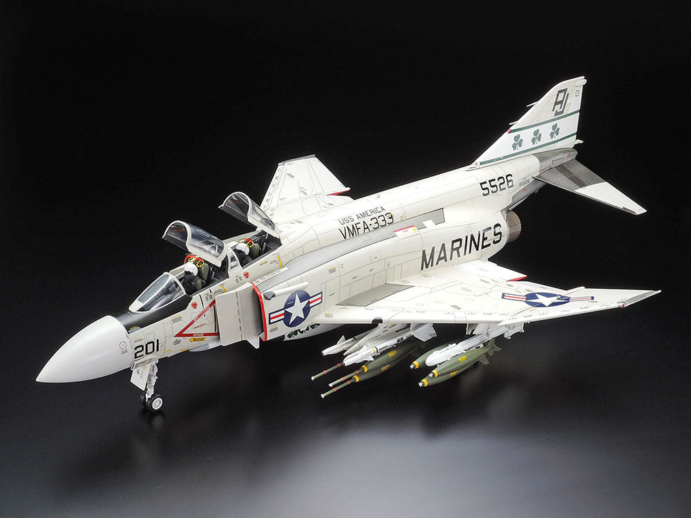 1/32 McDonnel Douglas F-4j Phantom II Marines