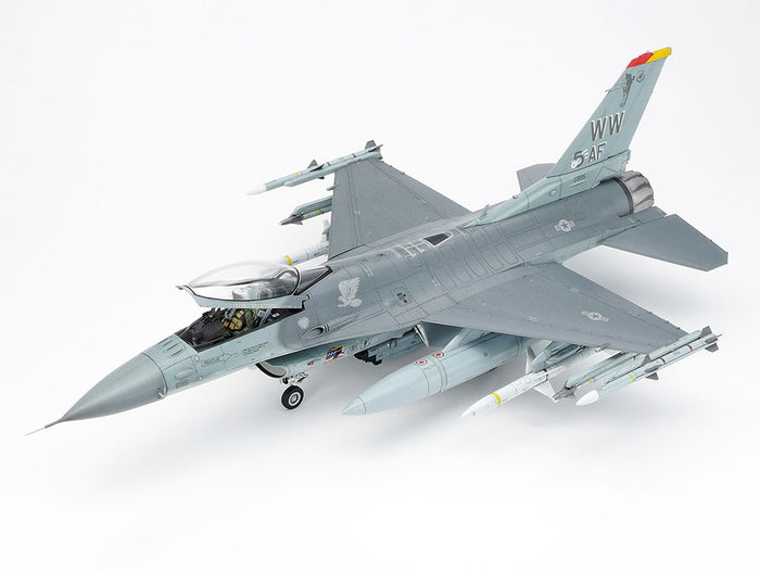 1/48 Lockheed Martin F-16CJ [Block 50] Fighting Falcon