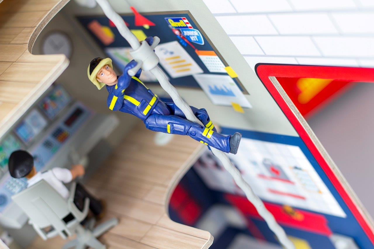 1/20 JUNIOR KIT Playset Fire Station