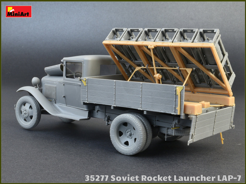 1/35 Soviet Rocket Launcher Lap-7
