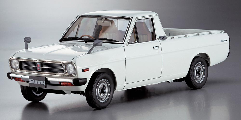 1/24 Nissan Sunny Truck Long Bed Deluxe