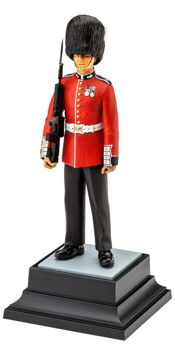 1/16 Queen's Guard