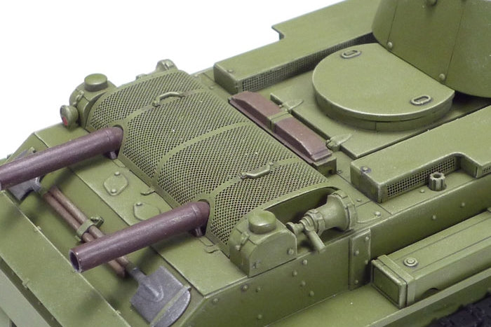 1/35 Russian Tank BT-7 Model 1937