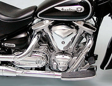 1/12 Yamaha  XV1600 Road Star