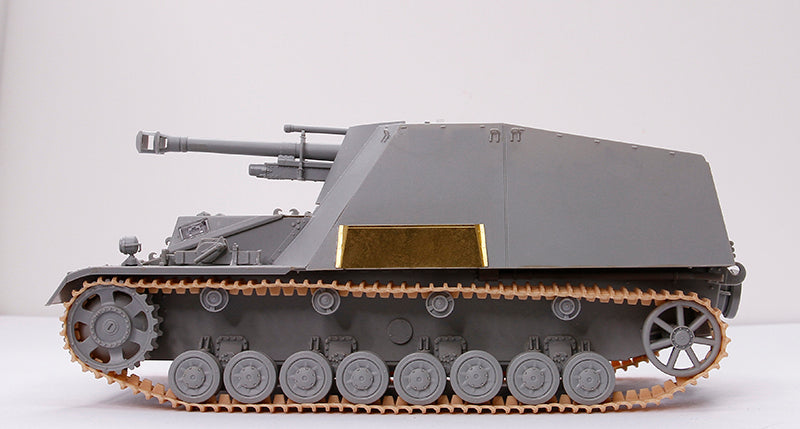1/35 Sd.Kfz.165 HIUMMEL-WESPE (SMART KIT)