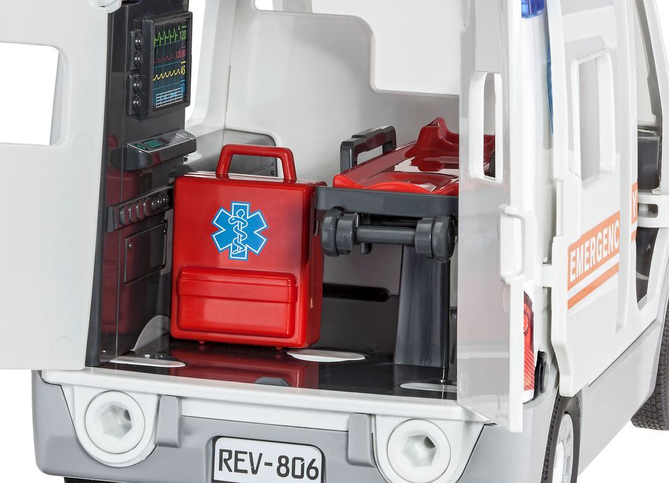 1/20 JUNIOR KIT Ambulance
