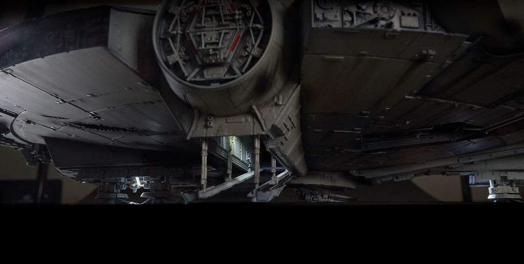 STAR WARS 1/72 MILLENNIUM FALCON PERFECT GRADE (Bandai, 680 pieces, 48,2cm)