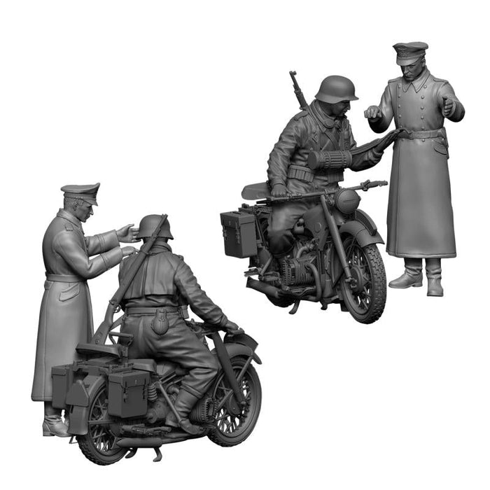 1/35 R-12 German Heavy Motorcycle with Rider and Officer