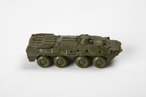 1/100 Soviet Personnel Carrier BTR-80