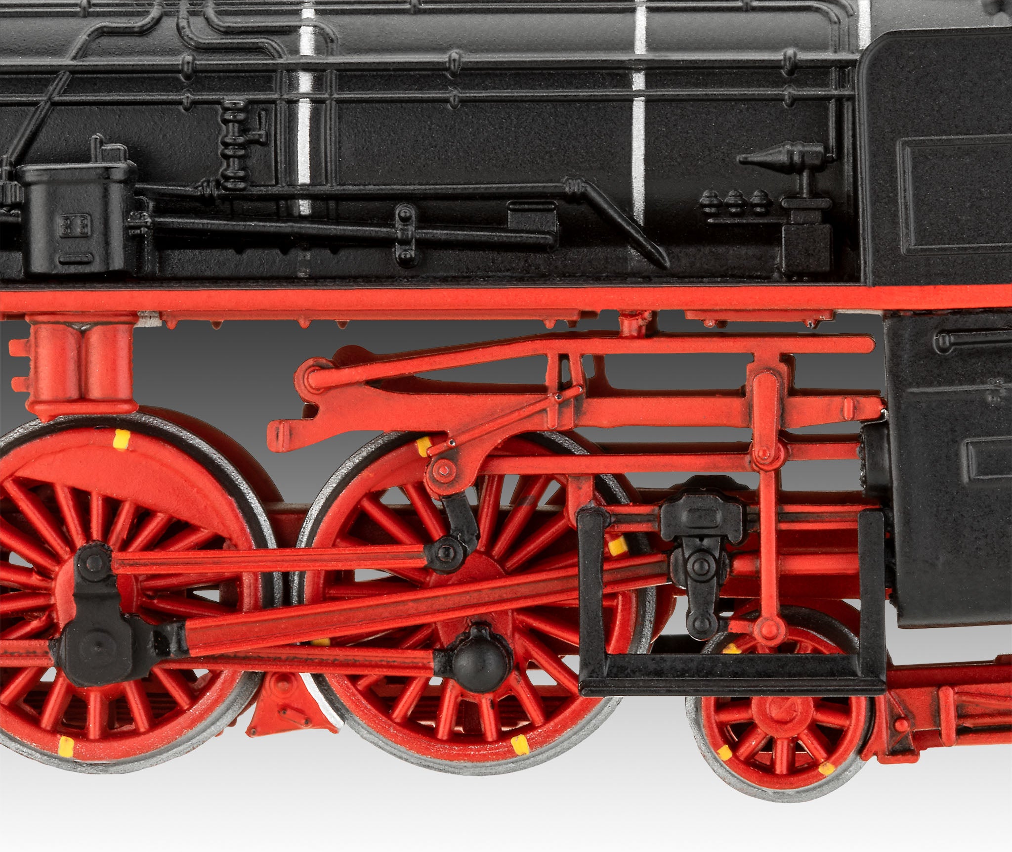 1/87 Express Locomotive S3/6 BR18(5) with Tender 2'2'T
