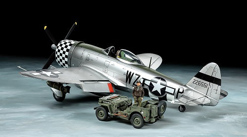 1/48 P-47D Thunderbolt Bubbletop with 1/4-Ton 4X4 Light Vehicle