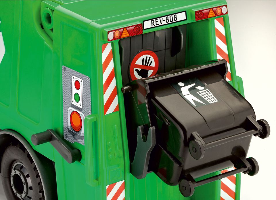1/20 JUNIOR KIT Garbage Truck