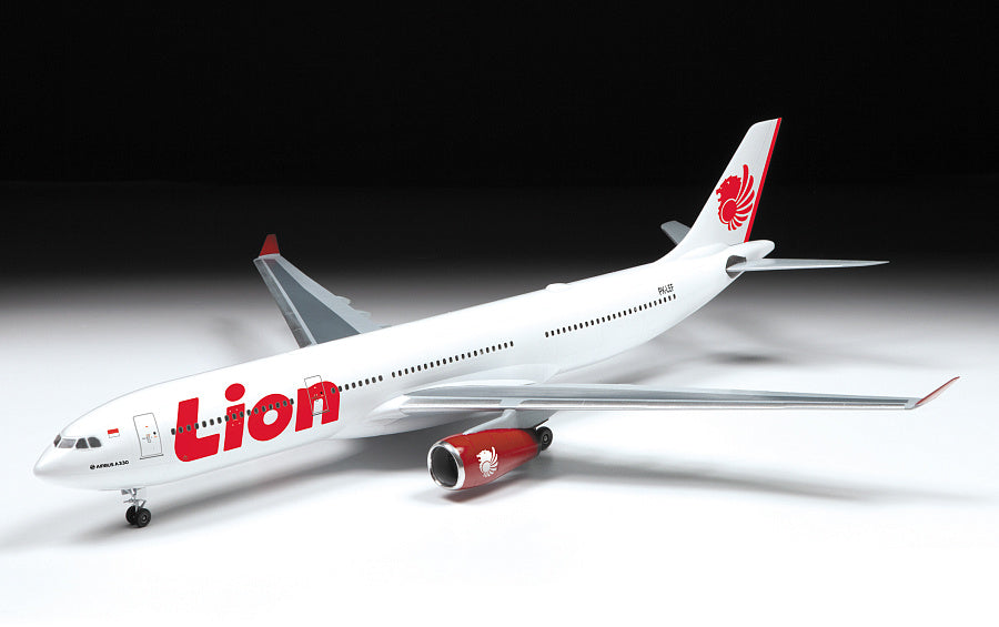 1/144 Airbus A330-300 Civil Airliner