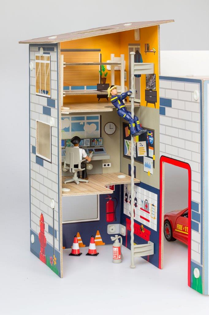 1/20 JUNIOR KIT Playset Fire Station