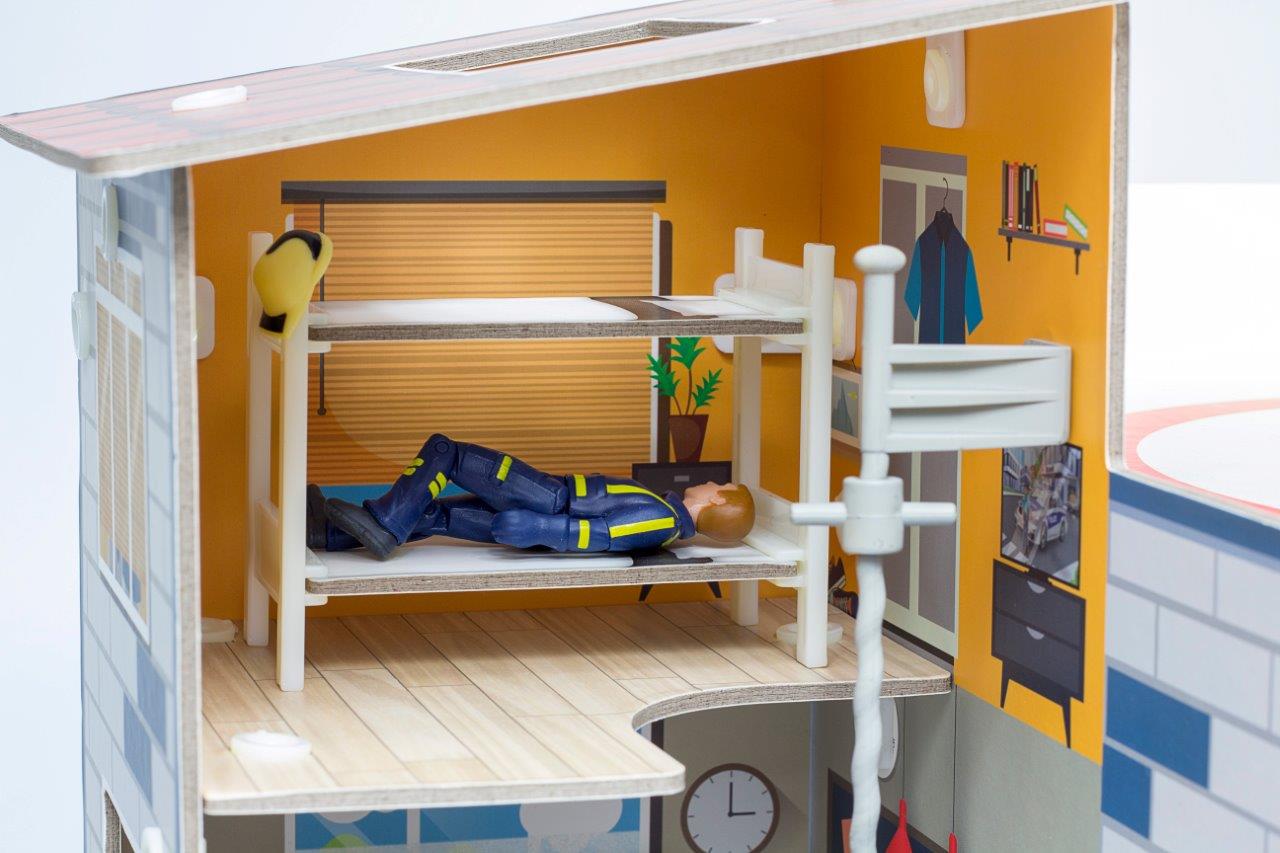 1/20 JUNIOR KIT Playset Fire Station