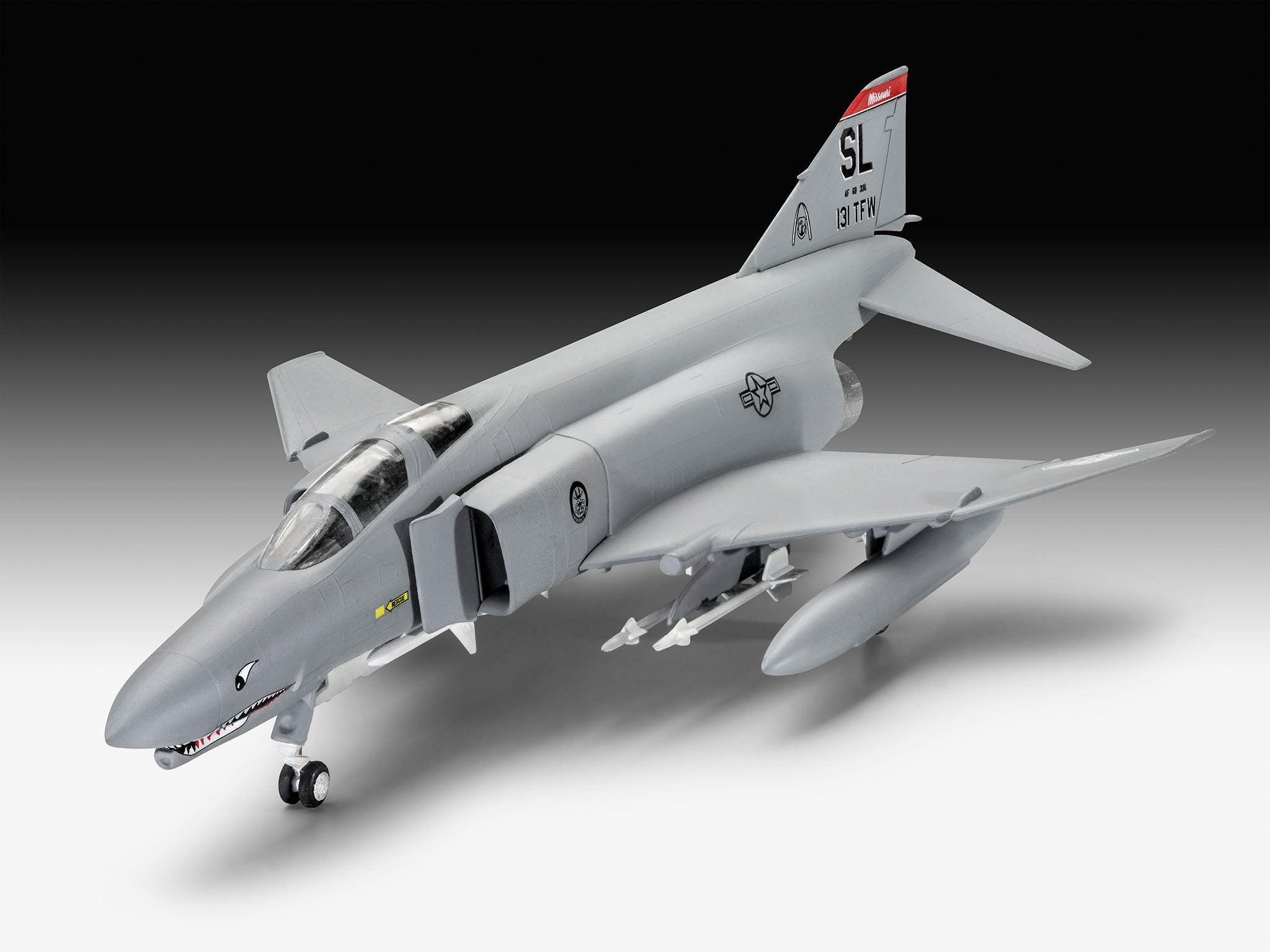 1/72 F-4E Phantom (Easy-Click System)