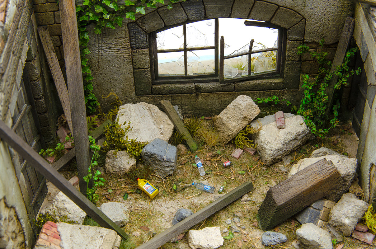 1/35 Bottles & Cans