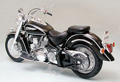 1/12 Yamaha  XV1600 Road Star