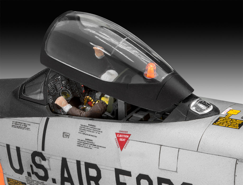 1/48 F-86D "Dog Sabre"