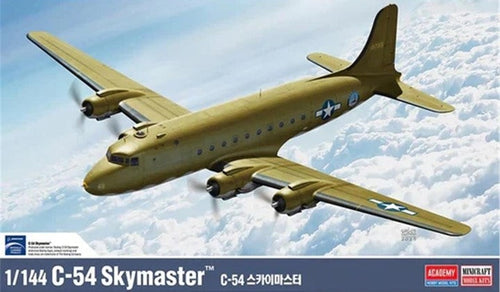 1/144 C-54 Skymaster