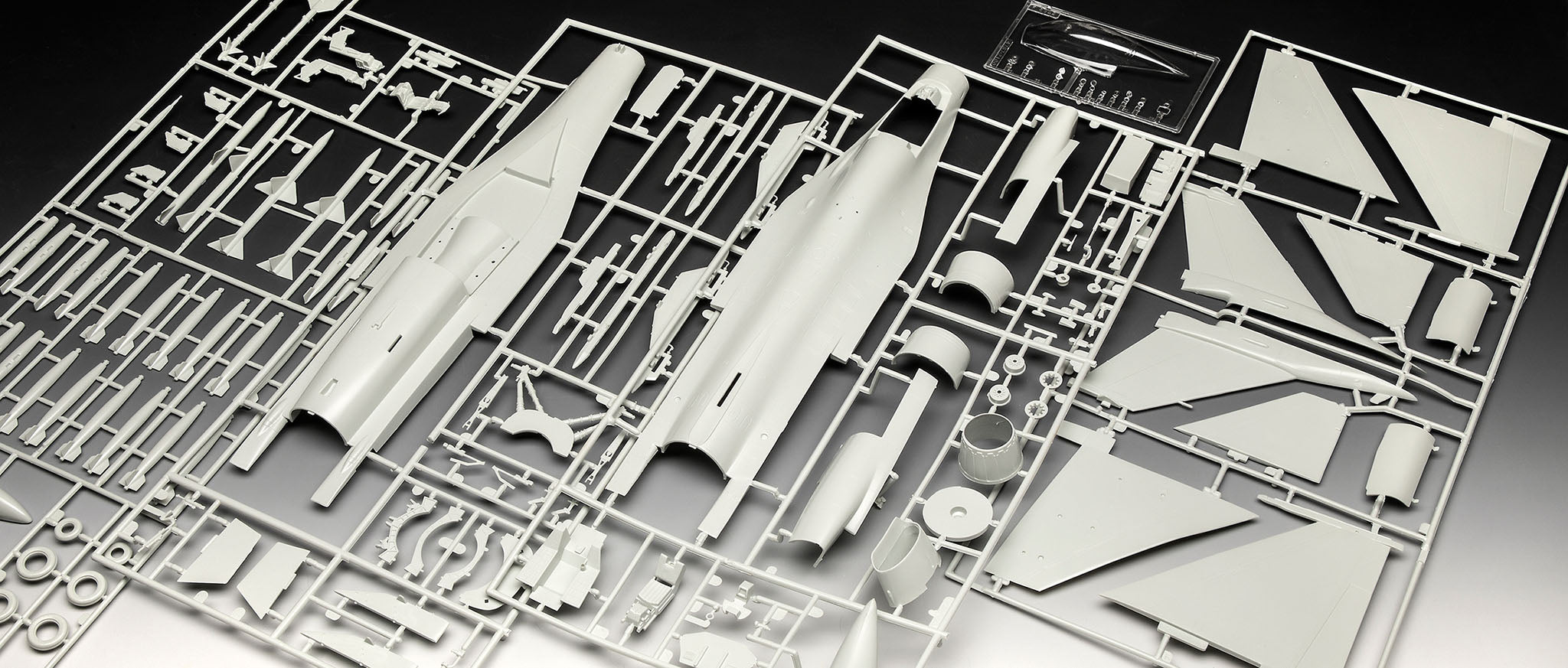 1/32 F-16 Falcon 50th Anniversary