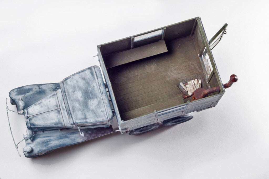 1/35 GAZ-AAA with Shelter