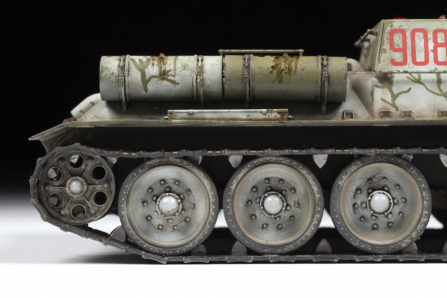 1/35 SU-122 Soviet Tank Destroyer