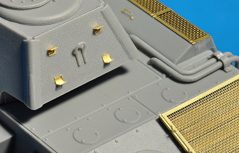 1/35 T-70M  Special  Edition