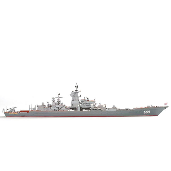 1/700 Russian Nuclear Powered Missile Cruiser "Petr Velikiy"