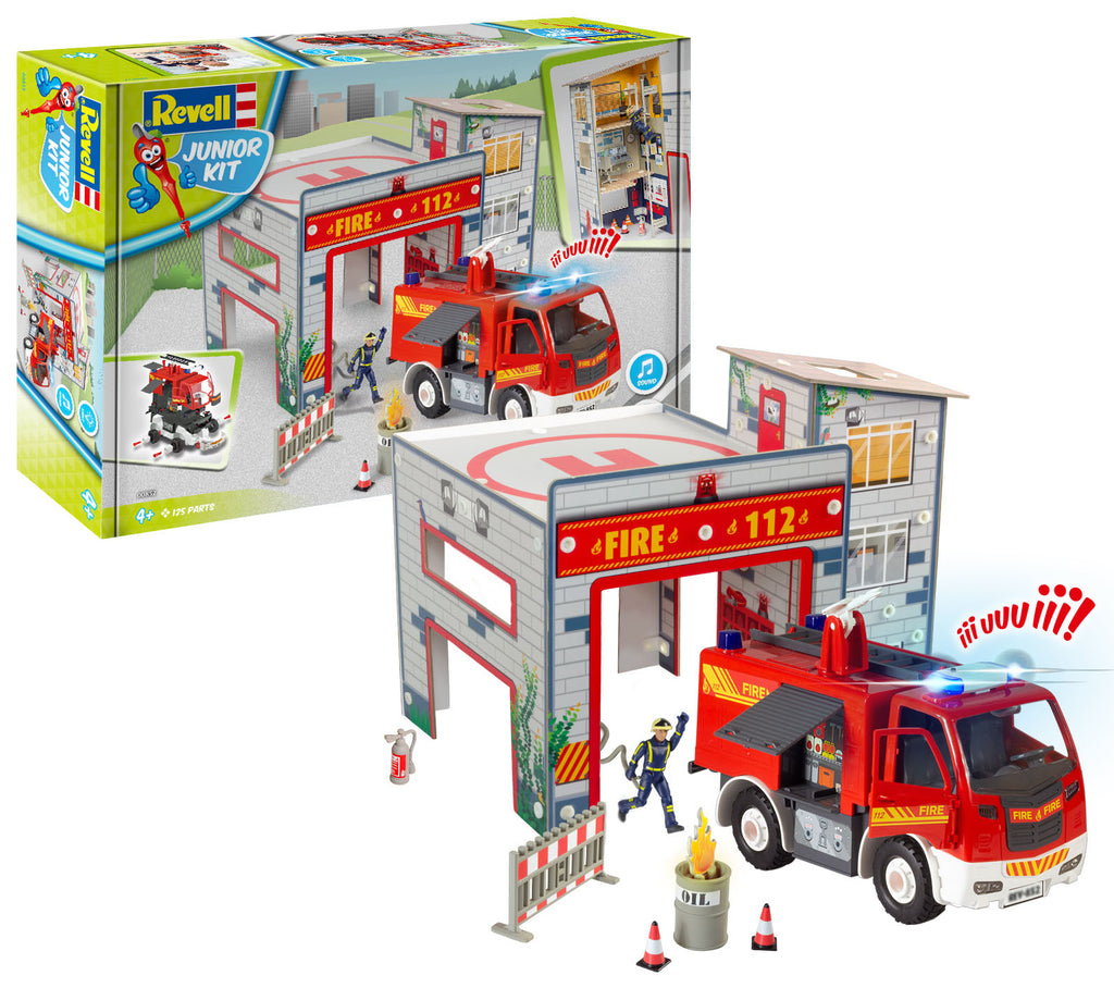 1/20 JUNIOR KIT Playset Fire Truck & Fire Station