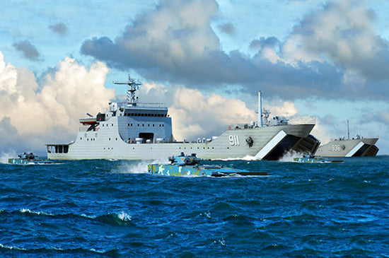 1/700 PLA Navy Type 072A LST