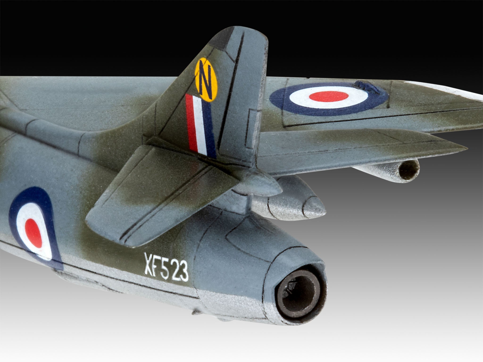 1/144 Hawker Hunter FGA.9