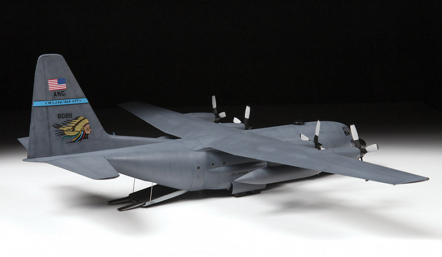 1/72 American Heavy Transport Plane C-130H