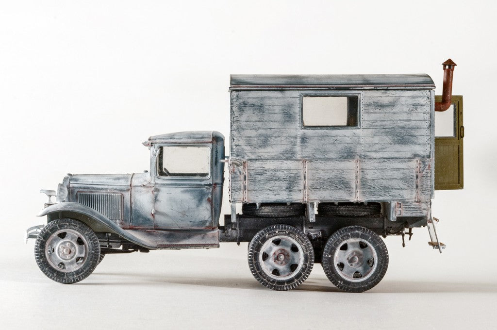 1/35 GAZ-AAA with Shelter