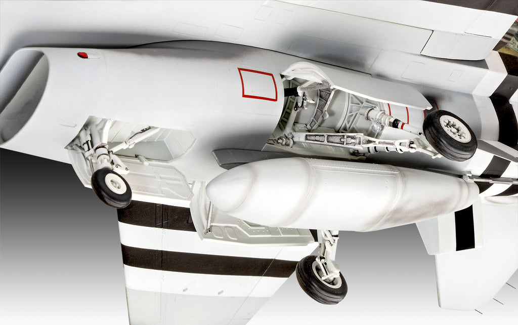 1/32 F-16 Falcon 50th Anniversary
