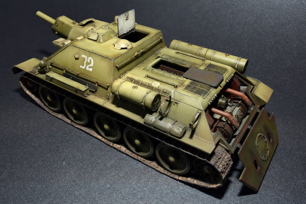 1/35 SU-122 (Initial Production) w/Full Interior