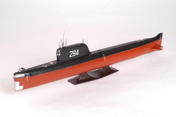 1/350 K-19 Soviet Nuclear Submarine