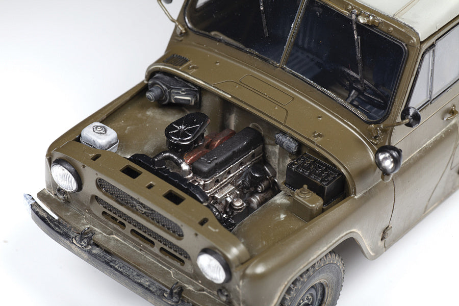 1/35 UAZ 469 Soviet military Off-Road Vehicle